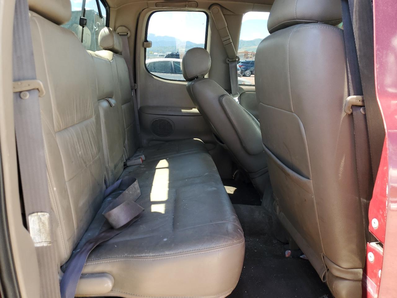 2000 Toyota Tundra Access Cab Limited VIN: 5TBBT4819YS070280 Lot: 68119844