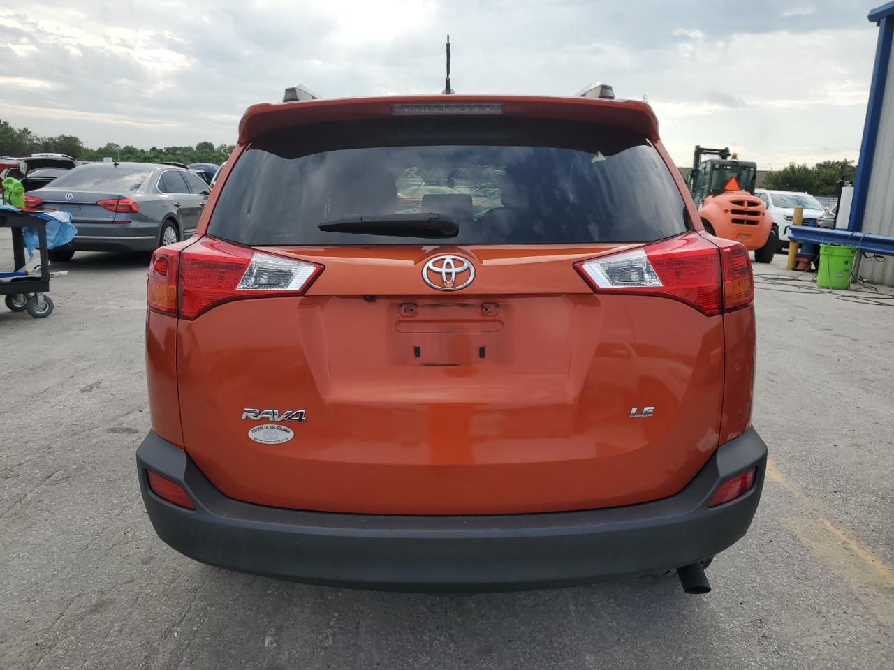 2015 Toyota Rav4 Le VIN: JTMZFREV9FD063808 Lot: 68329194