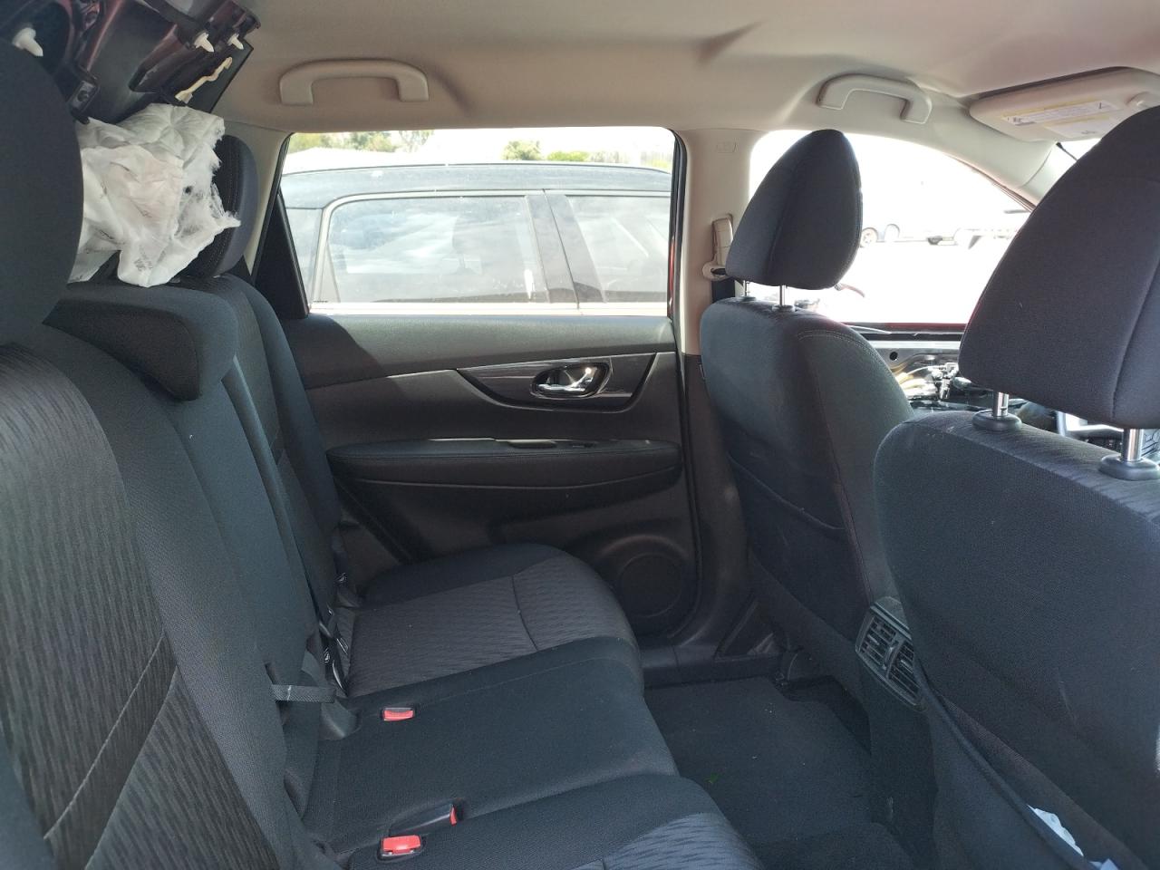 2017 Nissan Rogue S VIN: KNMAT2MV4HP566467 Lot: 64706244