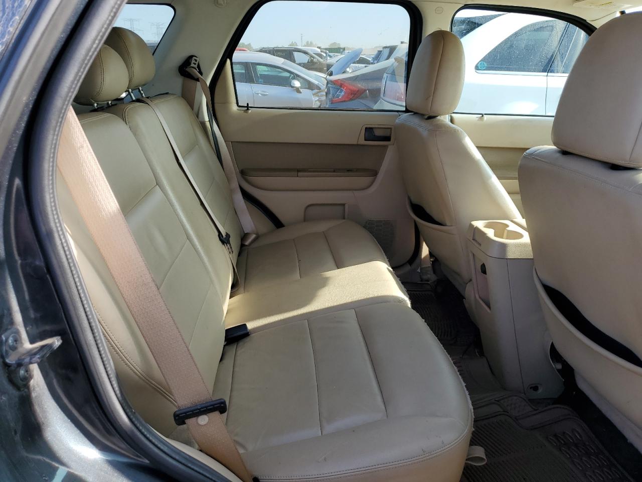 2009 Ford Escape - Image 10