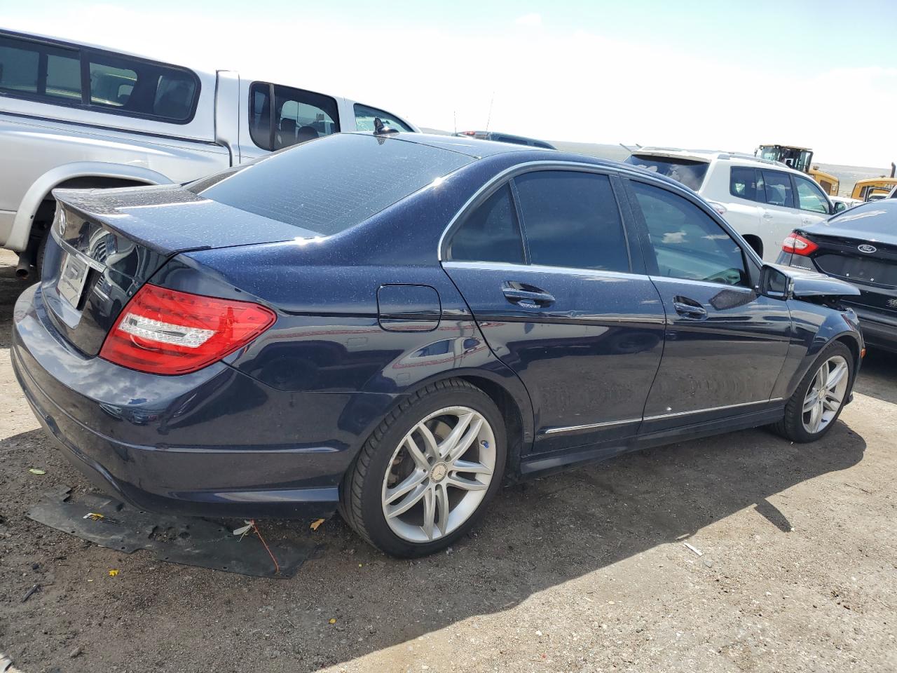 VIN WDDGF4HB9EA941755 2014 MERCEDES-BENZ C-CLASS no.3