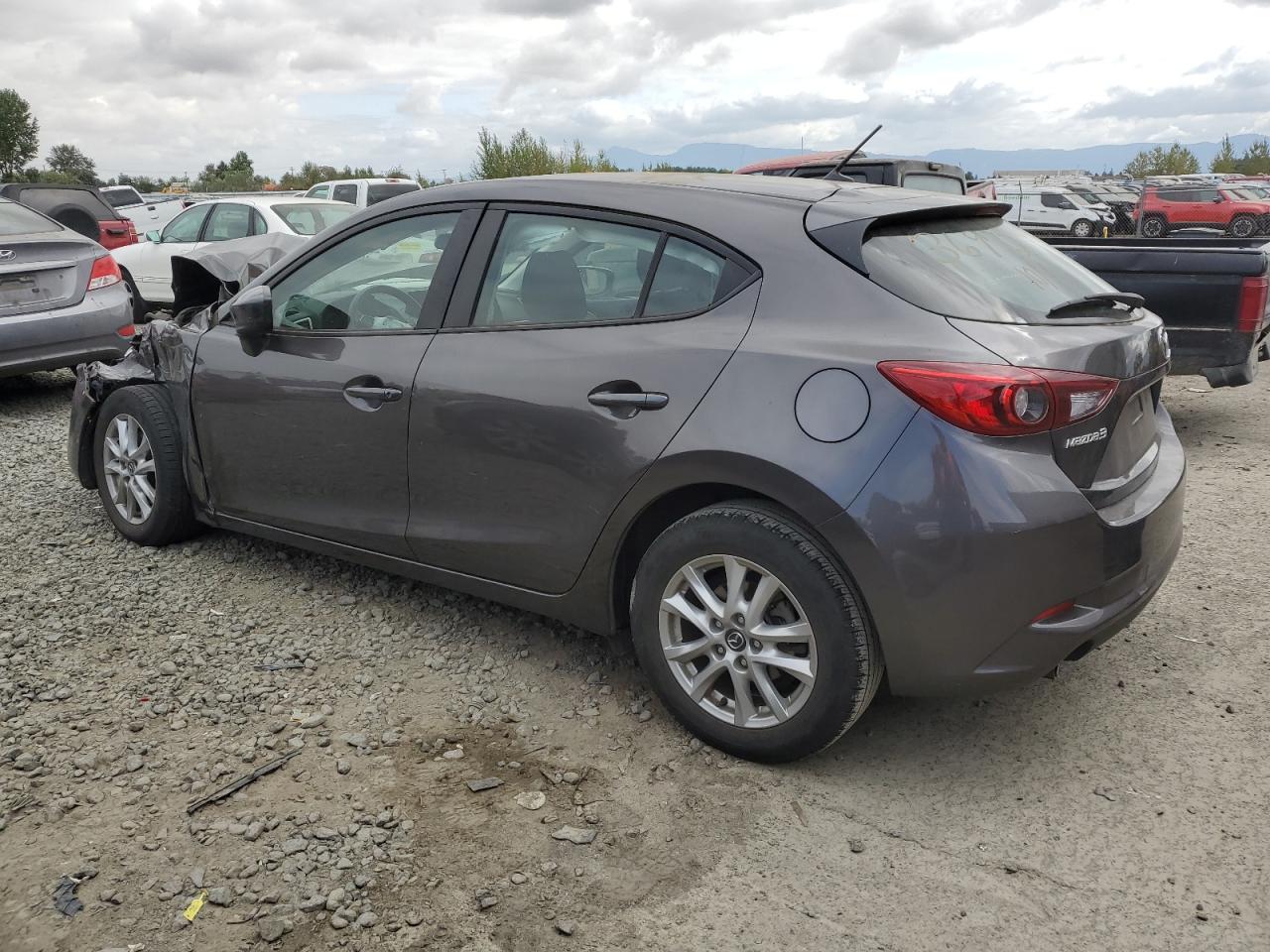 3MZBN1K76HM153448 2017 MAZDA 3 - Image 2