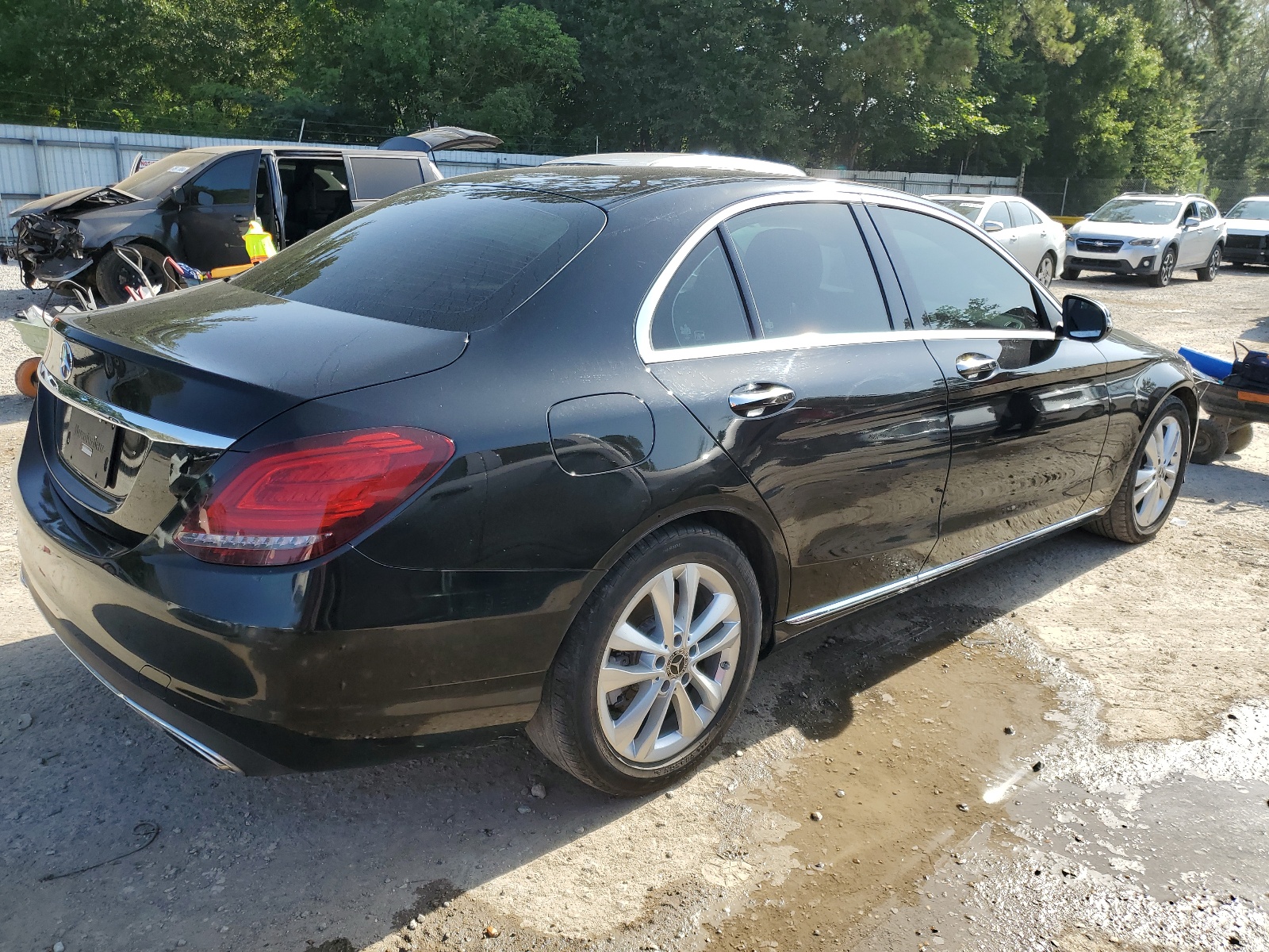 2019 Mercedes-Benz C 300 vin: WDDWF8DB4KR512996