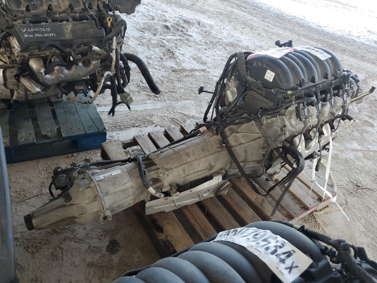 2018 Chevrolet Tahoe K1500 Premier VIN: 1GNSKCKJ0JR189781 Lot: 65079074