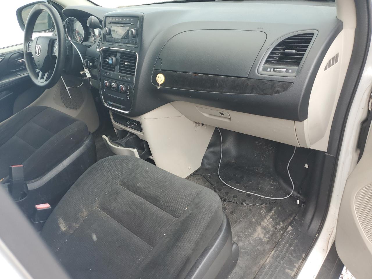 2015 Ram Tradesman VIN: 2C4JRGAG0FR537545 Lot: 67298884