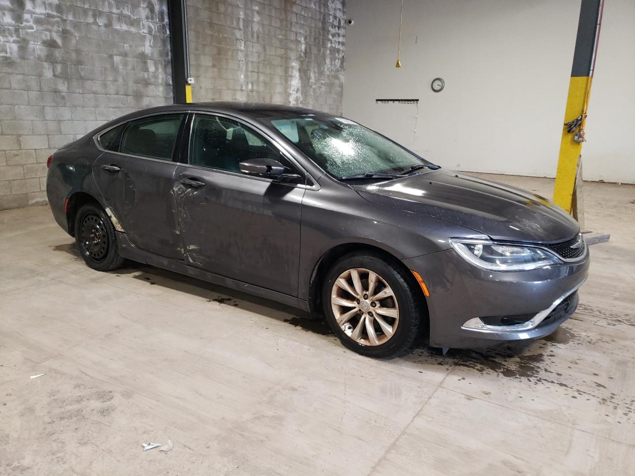 2015 Chrysler 200 C VIN: 1C3CCCCB3FN599334 Lot: 67677724