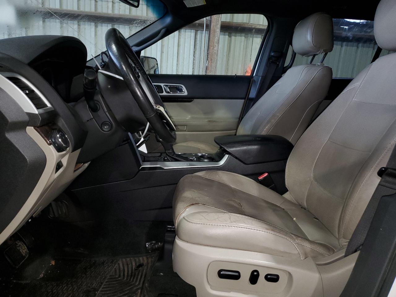 2011 Ford Explorer - Image 7