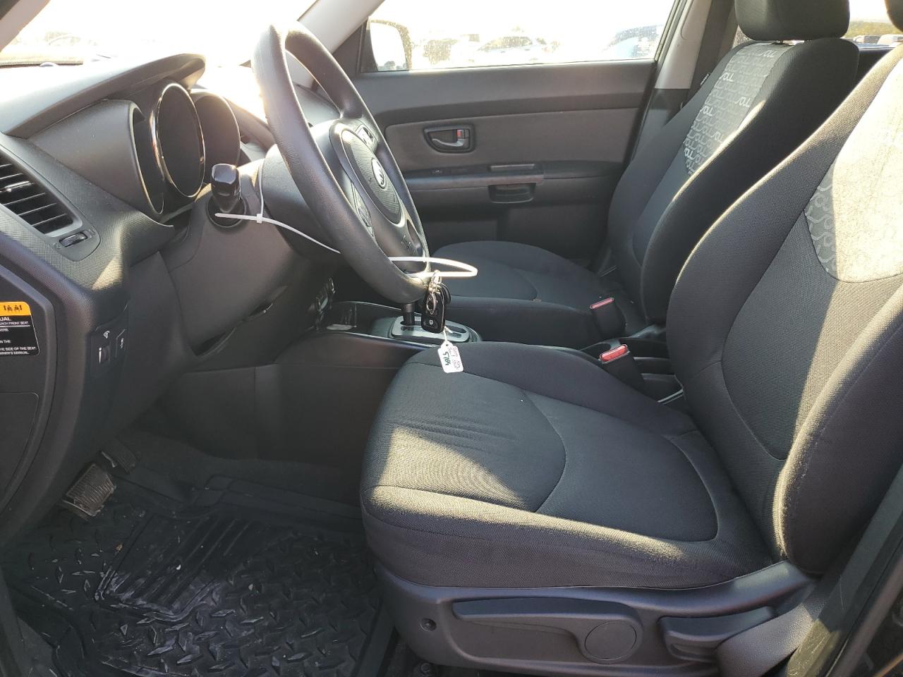 2010 Kia Soul + VIN: KNDJT2A25A7125169 Lot: 66443934