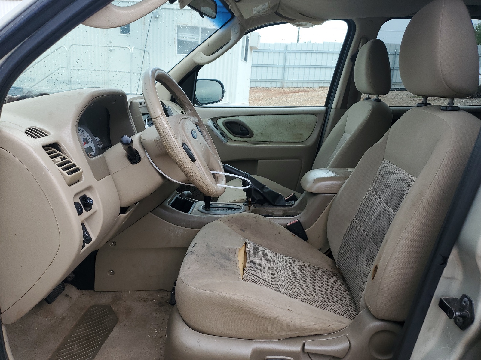 1FMYU93105KE47306 2005 Ford Escape Xlt