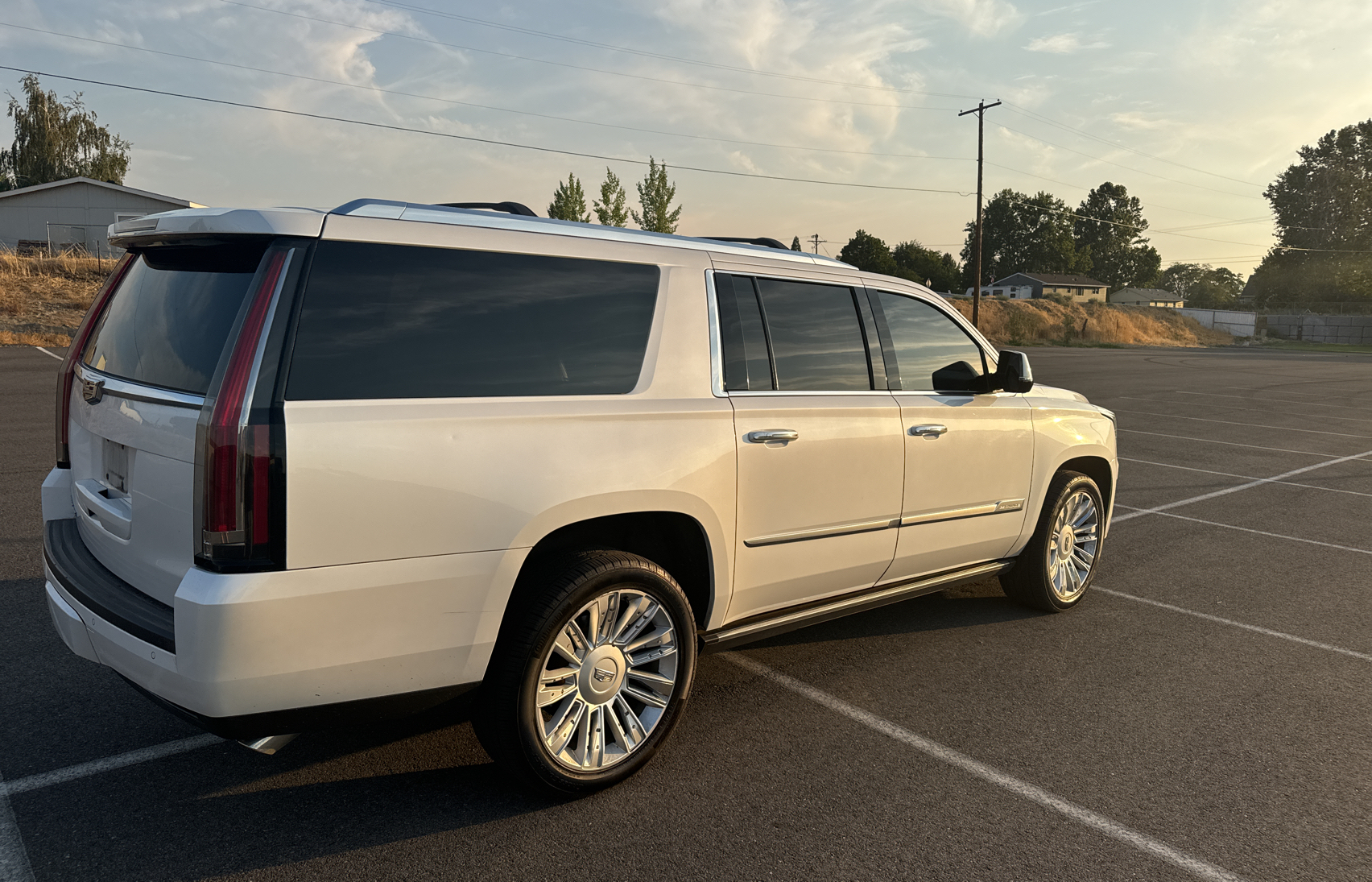 2016 Cadillac Escalade Esv Platinum vin: 1GYS4KKJ7GR258885