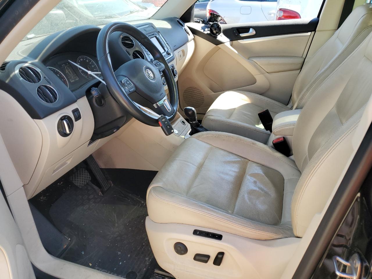 2012 Volkswagen Tiguan S VIN: WVGAV7AX9CW557626 Lot: 65645594