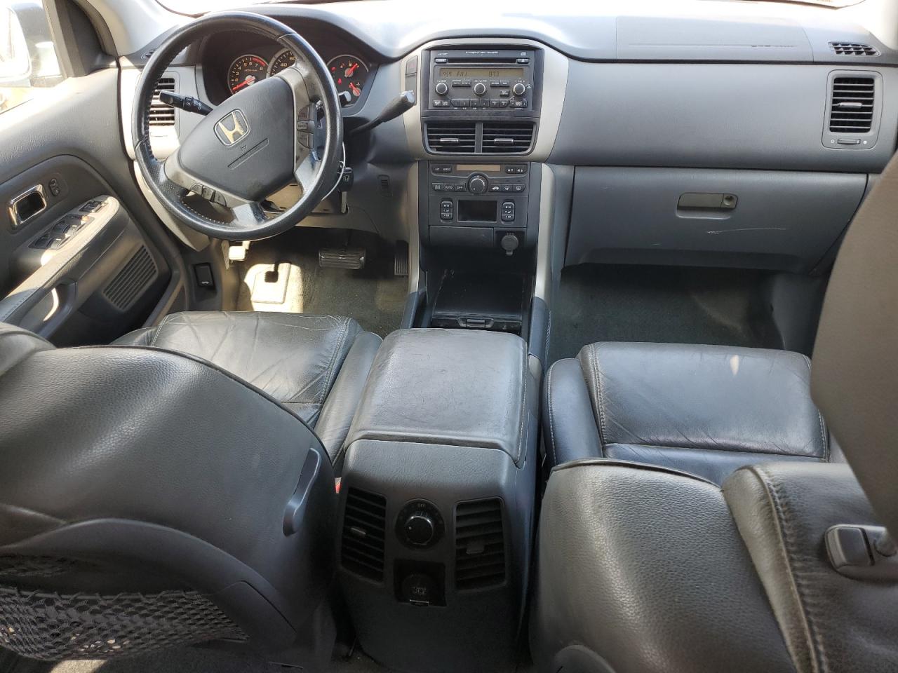 2006 Honda Pilot Ex VIN: 5FNYF28556B027833 Lot: 67447954