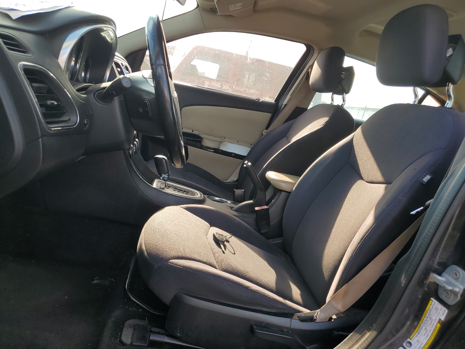 1C3BC1FB2BN592882 2011 Chrysler 200 Touring