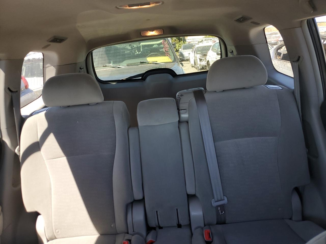 2011 Toyota Highlander Base VIN: 5TDZK3EH2BS042218 Lot: 67577844