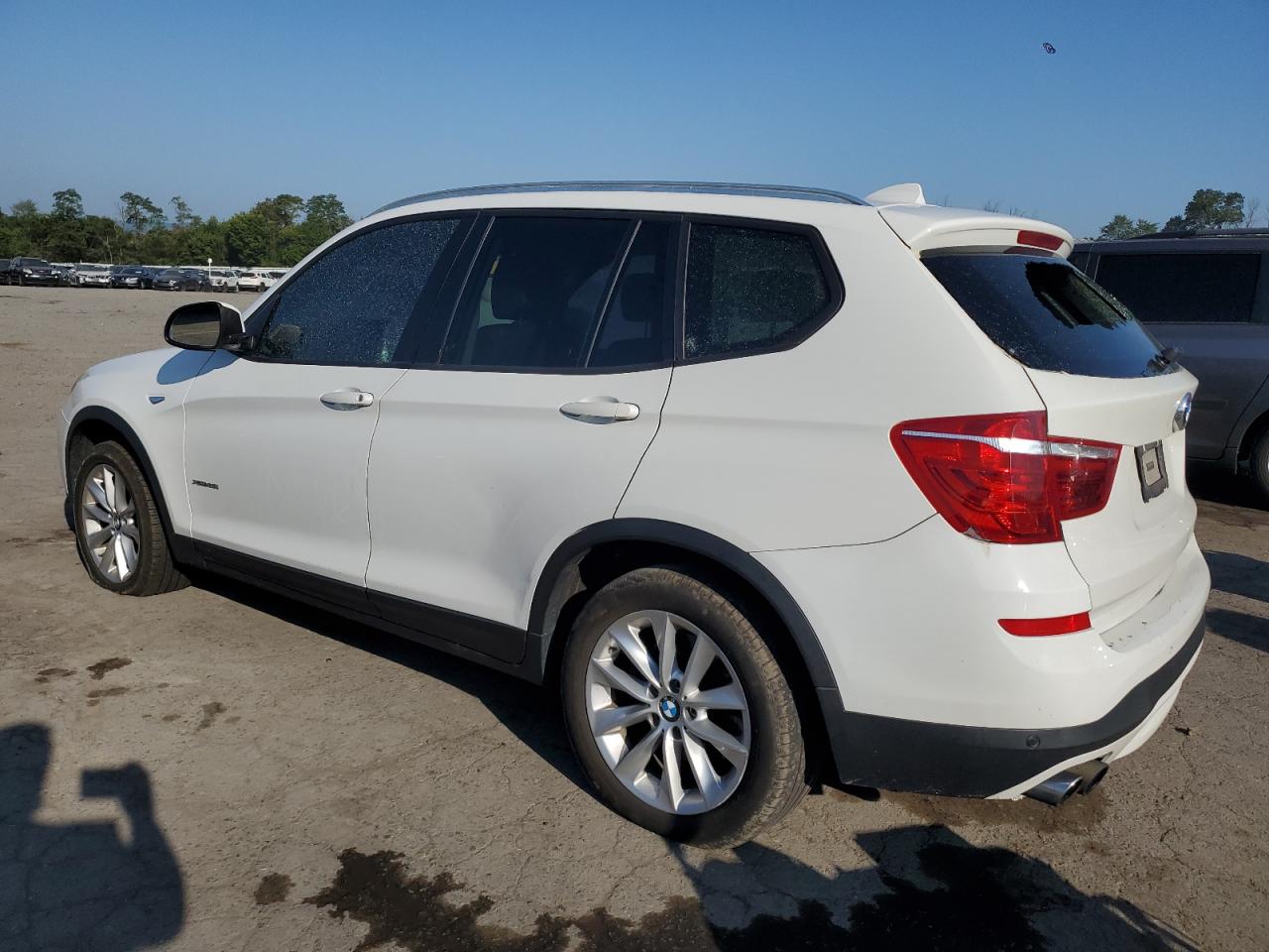 VIN 5UXWX9C55G0D87853 2016 BMW X3 no.2