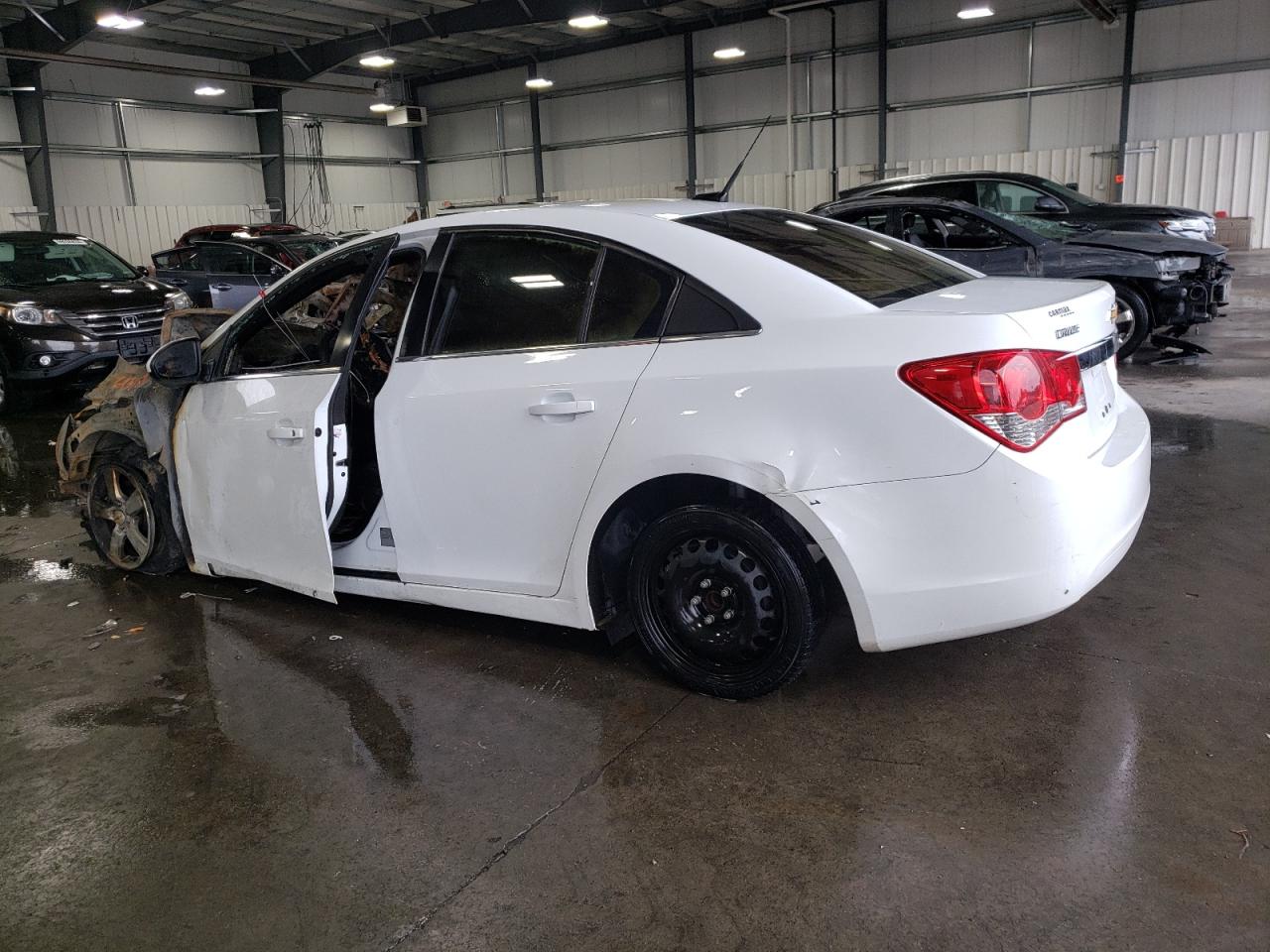 2014 Chevrolet Cruze - Image 2