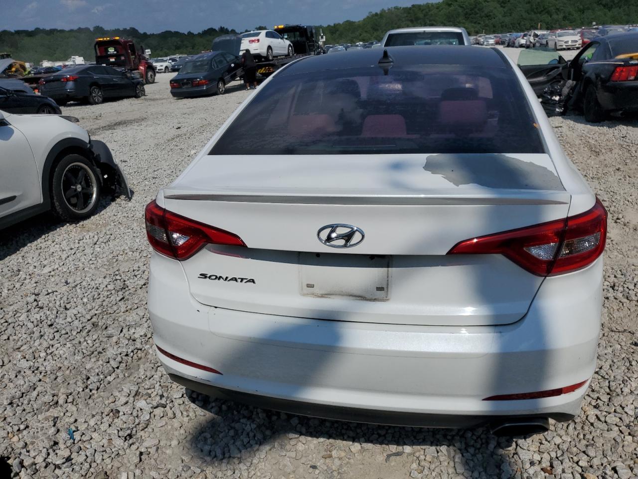 2015 Hyundai Sonata Se VIN: 5NPE24AF0FH250179 Lot: 66095874