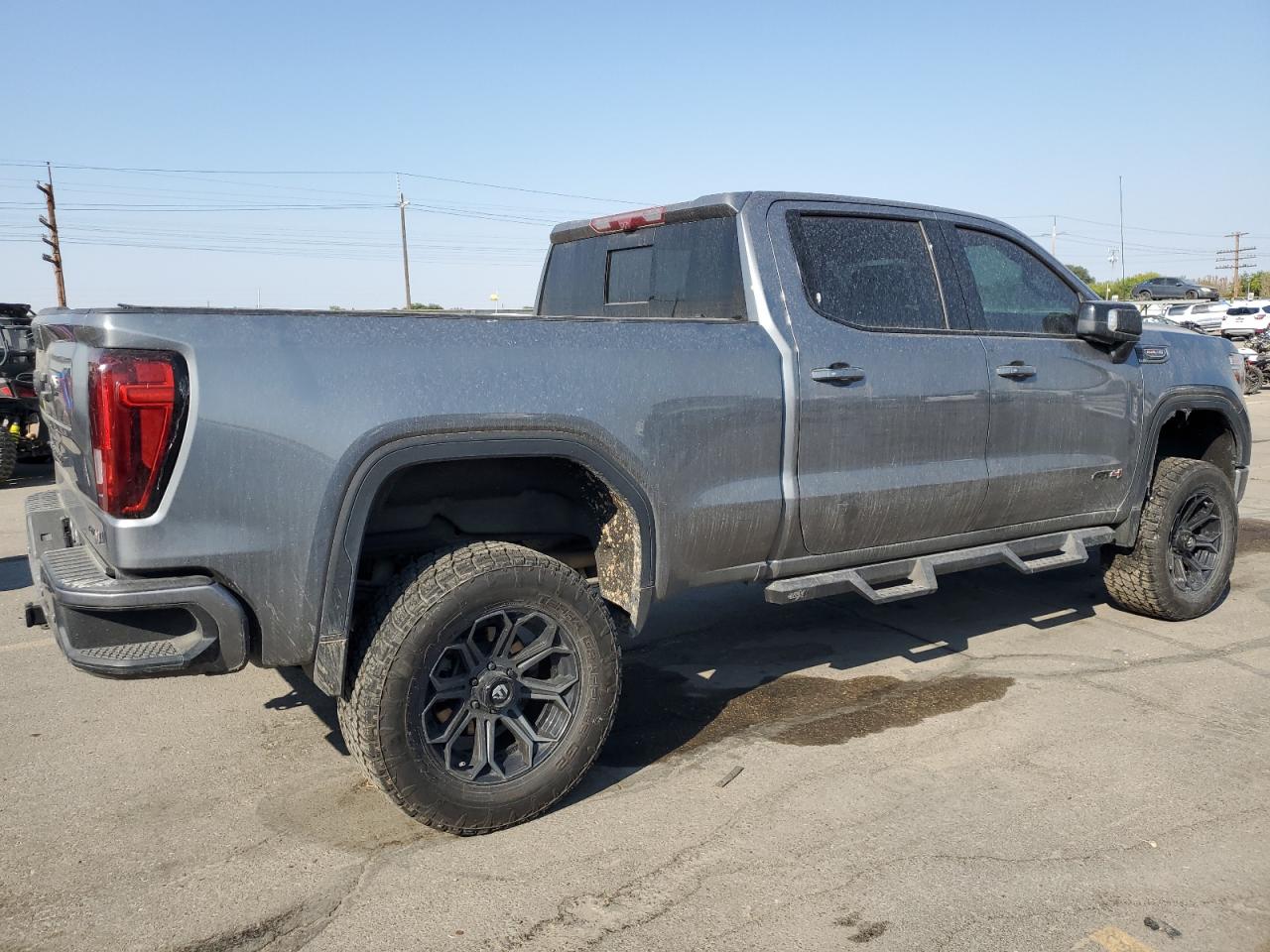 2022 GMC Sierra - Image 3