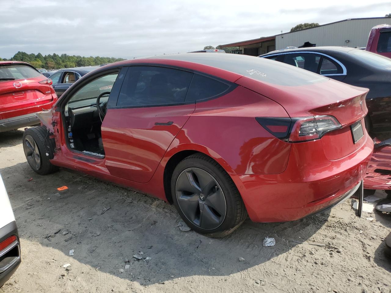 5YJ3E1EA1NF188901 2022 TESLA MODEL 3 - Image 2