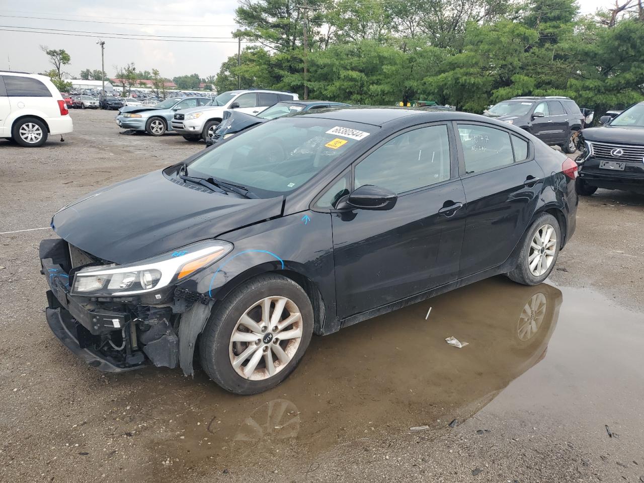 3KPFL4A79HE005902 2017 KIA FORTE - Image 1