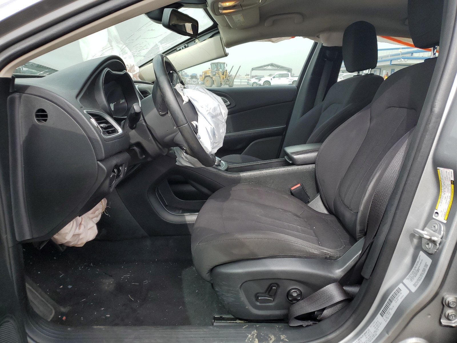 1C3CCCAB0FN531849 2015 Chrysler 200 Limited