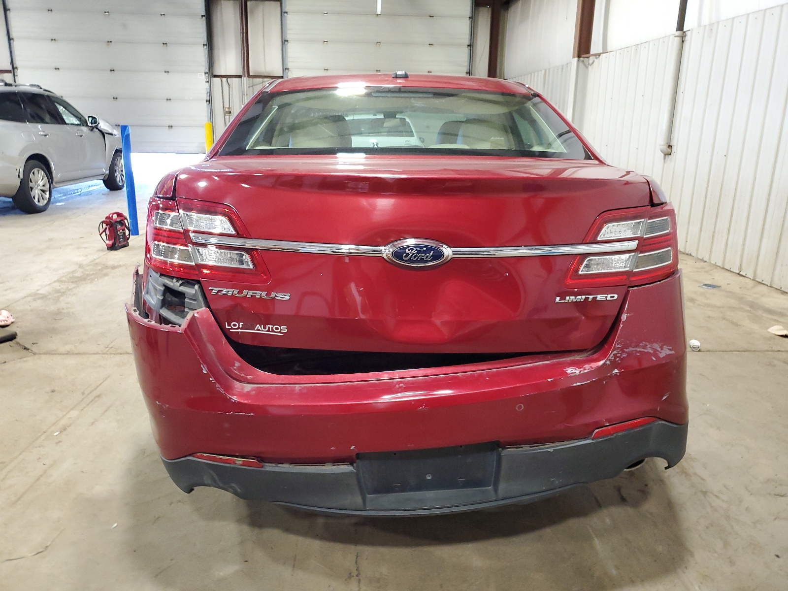 1FAHP2F88FG102966 2015 Ford Taurus Limited