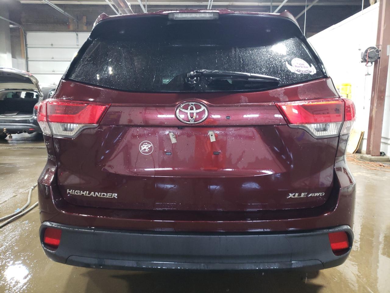 2019 Toyota Highlander Se VIN: 5TDJZRFH9KS709411 Lot: 68565464