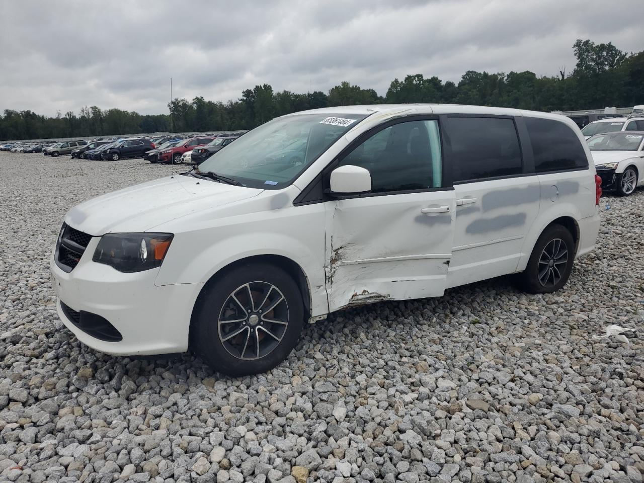 2017 Dodge Caravan - Image 1