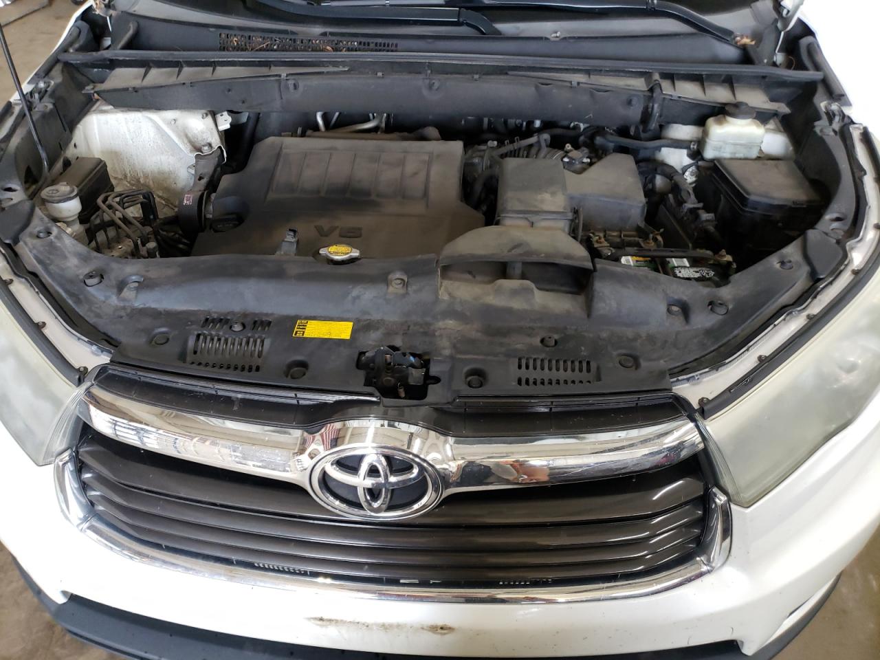 2015 Toyota Highlander Le VIN: 5TDZKRFH6FS098749 Lot: 67764804