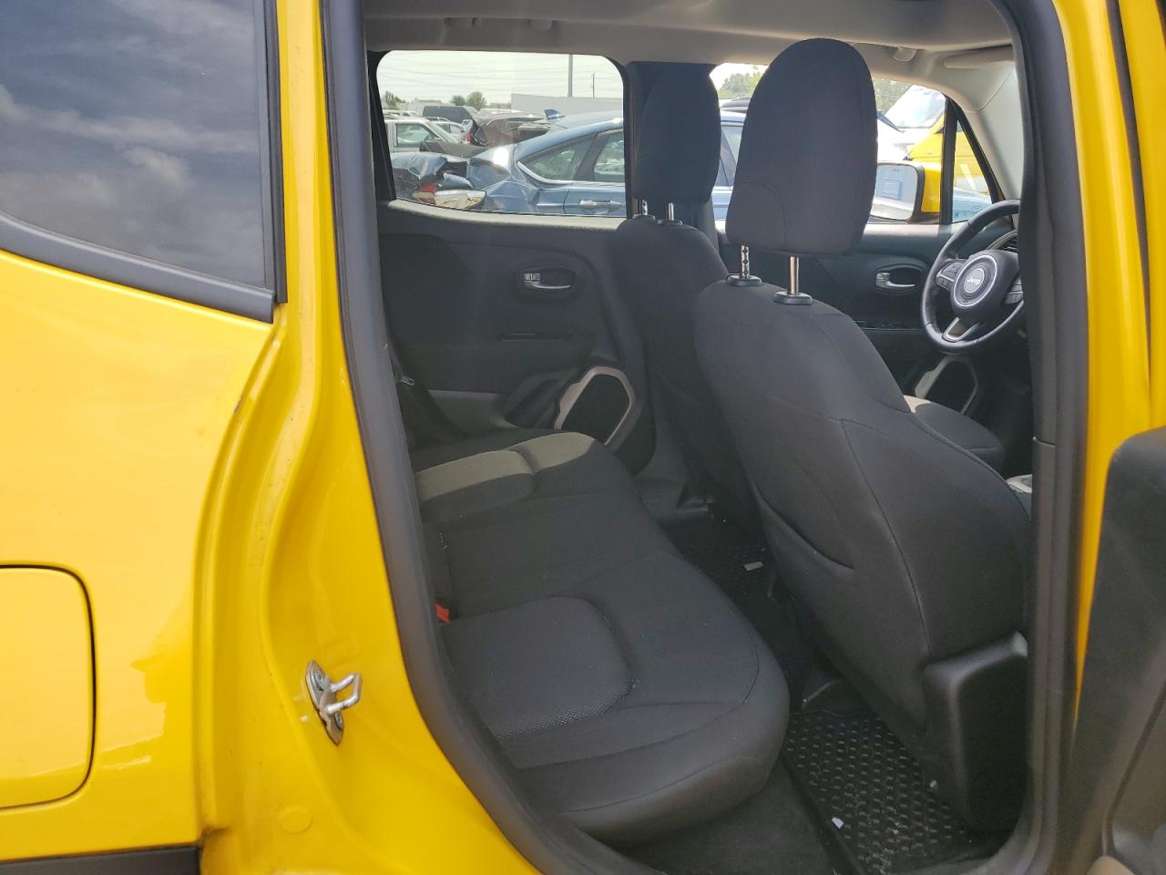 2016 Jeep Renegade Latitude VIN: ZACCJBBT8GPD83624 Lot: 65251774