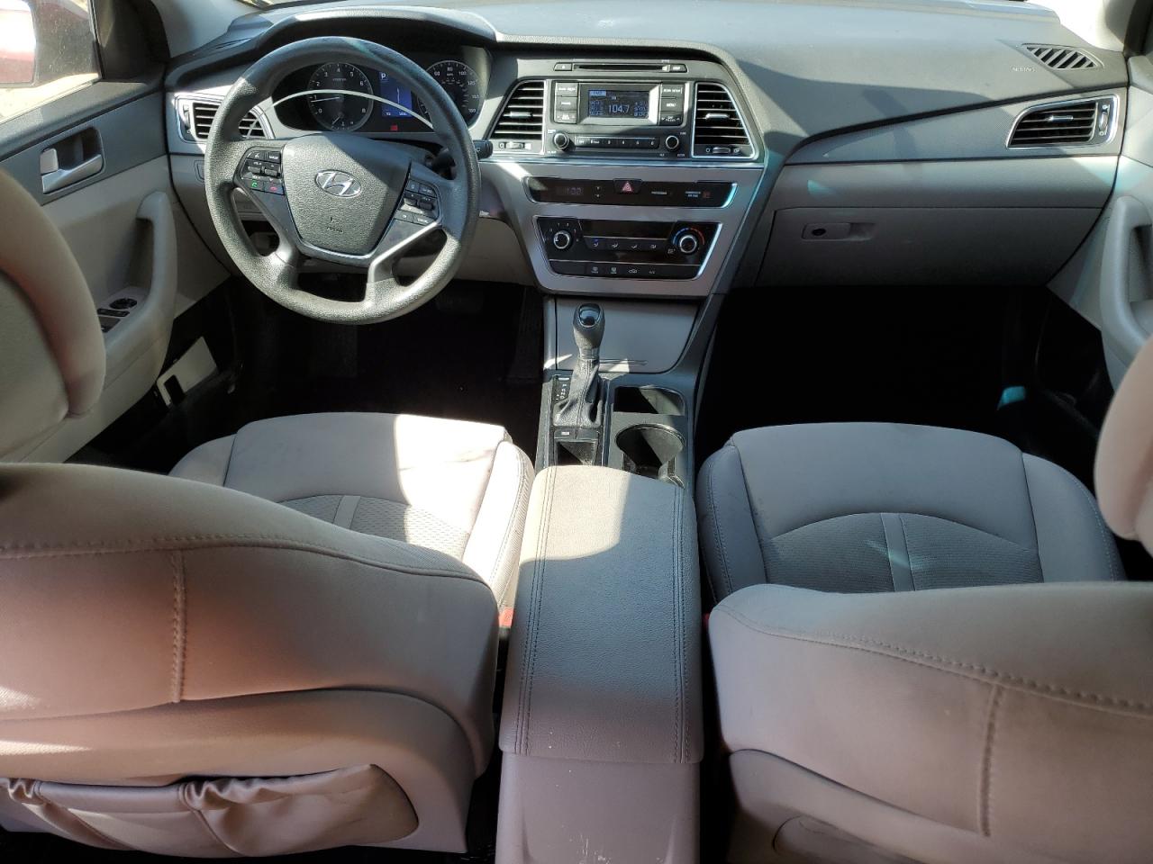 2015 Hyundai Sonata Se VIN: 5NPE24AF3FH145703 Lot: 66627804