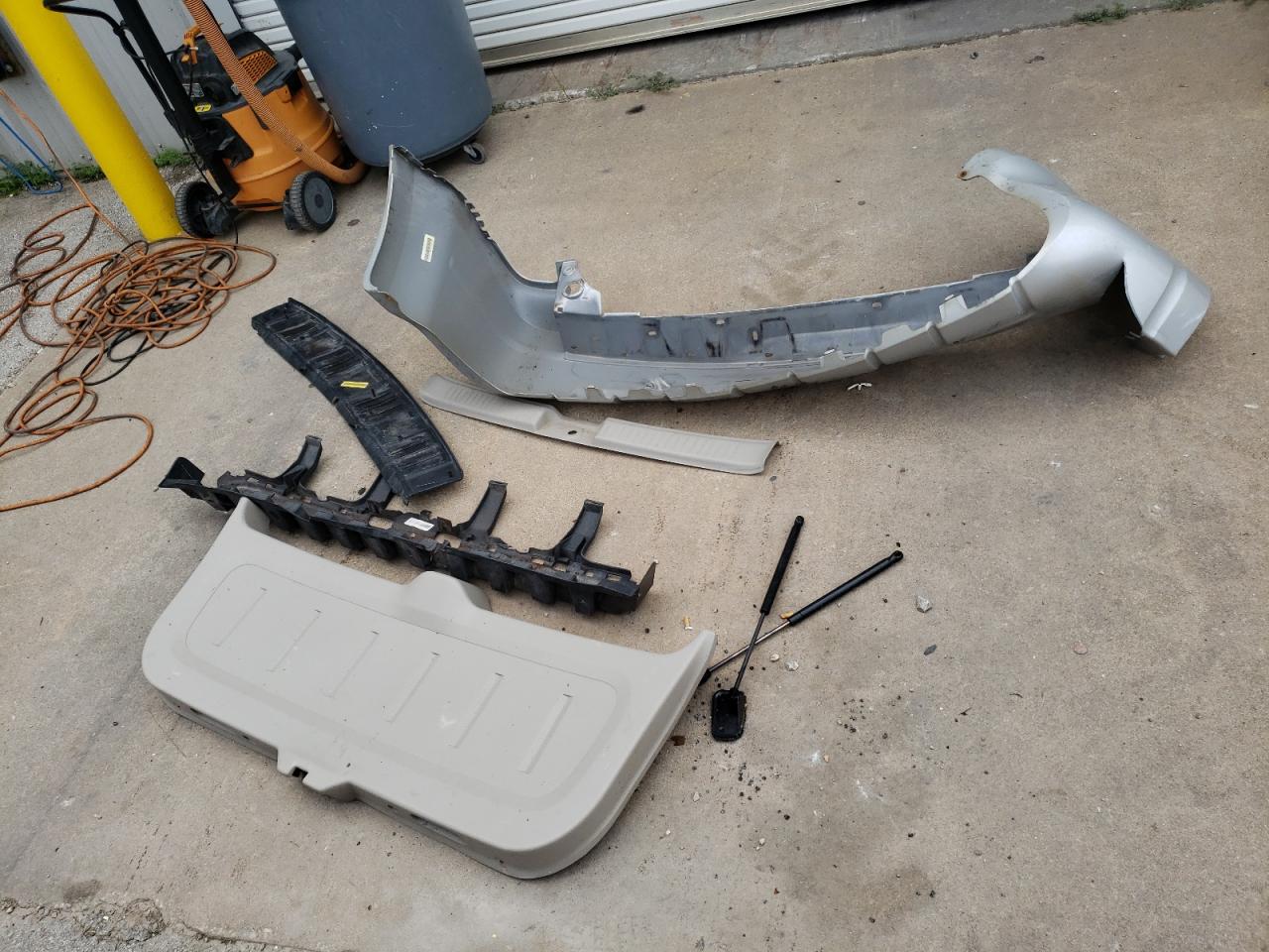 2008 Ford Escape Xlt VIN: 1FMCU03Z28KC39623 Lot: 67871924