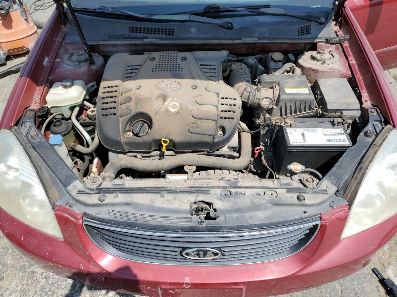 2007 Kia Optima Lx VIN: KNAGE124075133812 Lot: 65915364