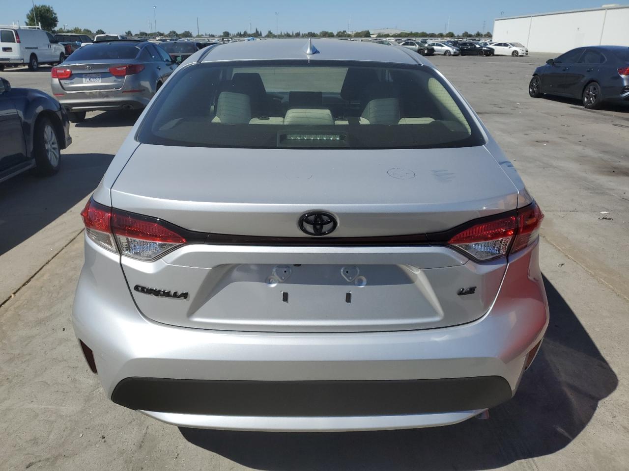 2021 Toyota Corolla Le VIN: JTDEPMAEXMJ142195 Lot: 67603334