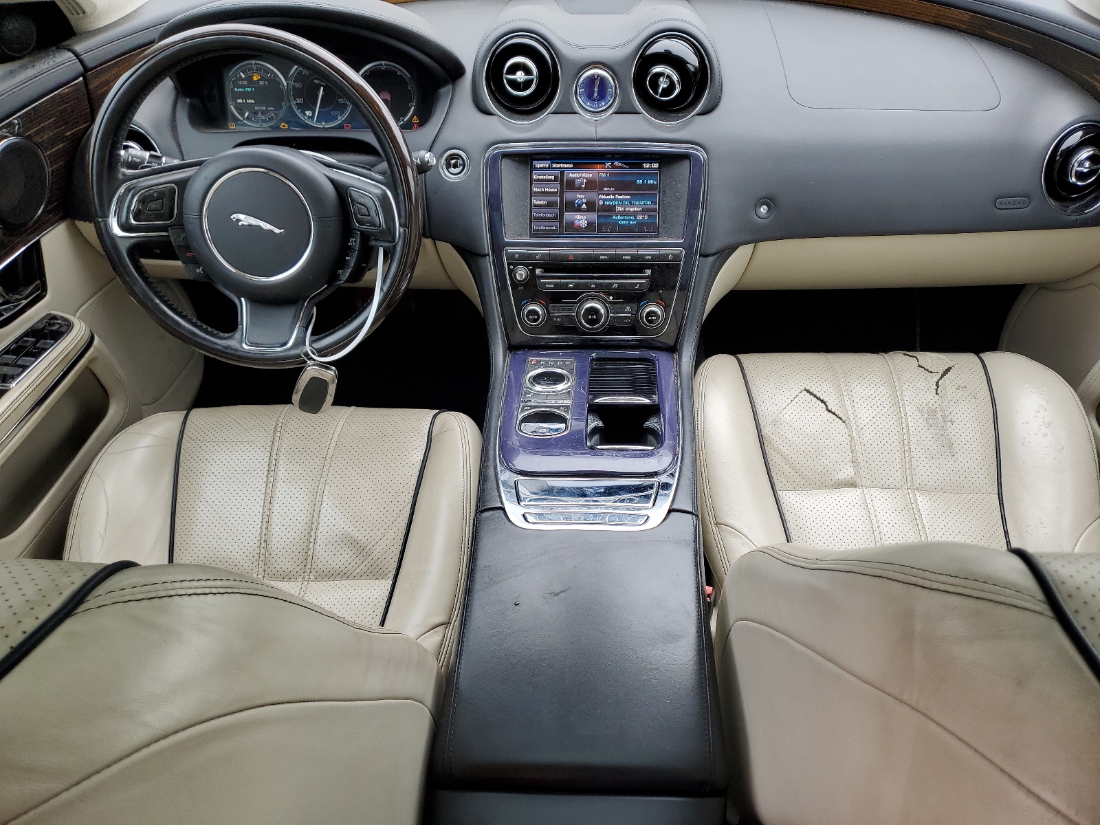 SAJWA2GE3CMV32328 2012 Jaguar Xjl Supercharged