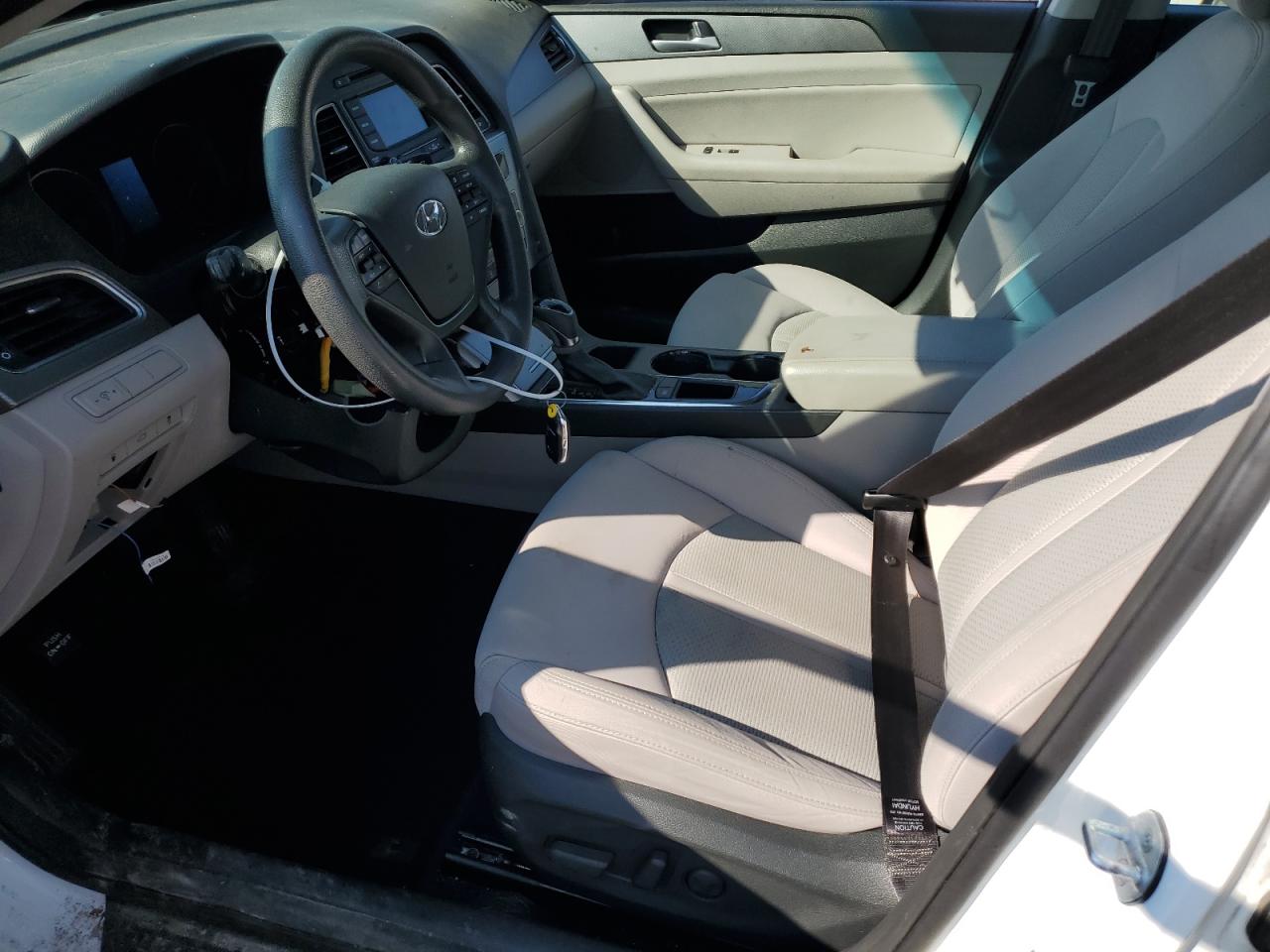 2015 Hyundai Sonata Se VIN: 5NPE24AF3FH007675 Lot: 66875494