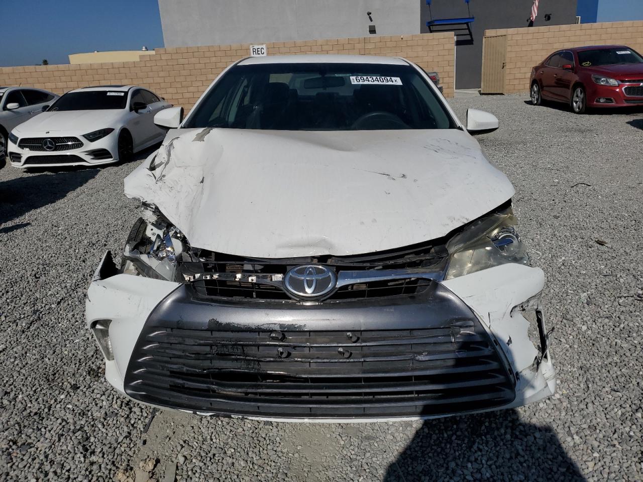 2016 Toyota Camry Le VIN: 4T4BF1FK4GR518249 Lot: 69434094