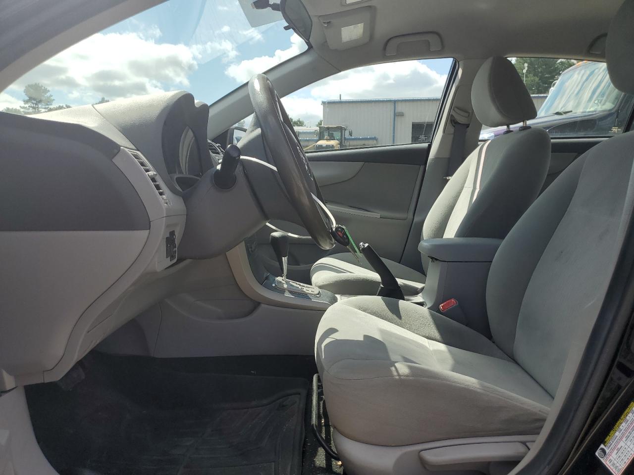 2010 Toyota Corolla Base VIN: 1NXBU4EE1AZ352924 Lot: 69754304