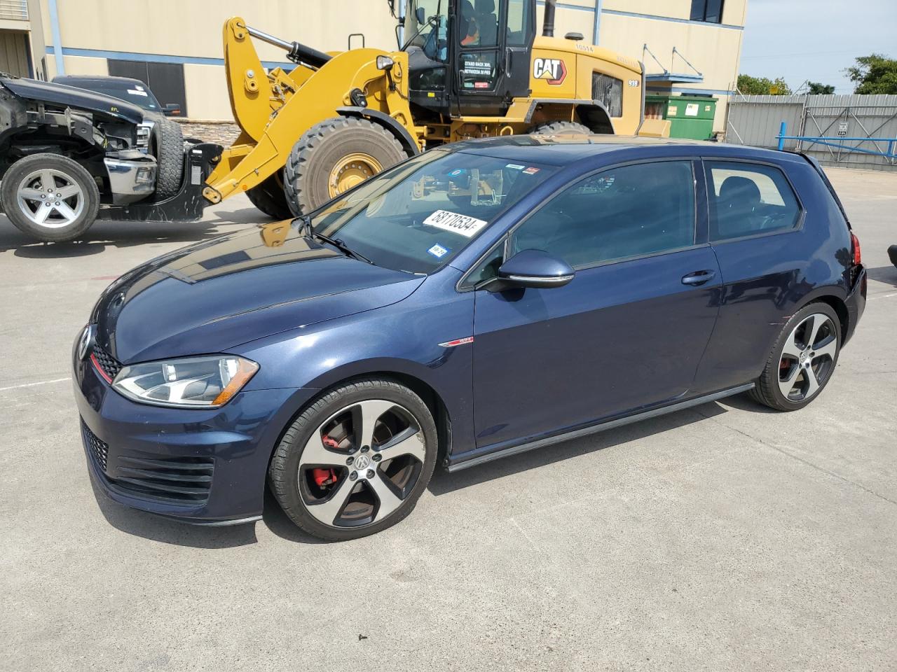 3VWYT7AU0GM002341 2016 VOLKSWAGEN GTI - Image 1