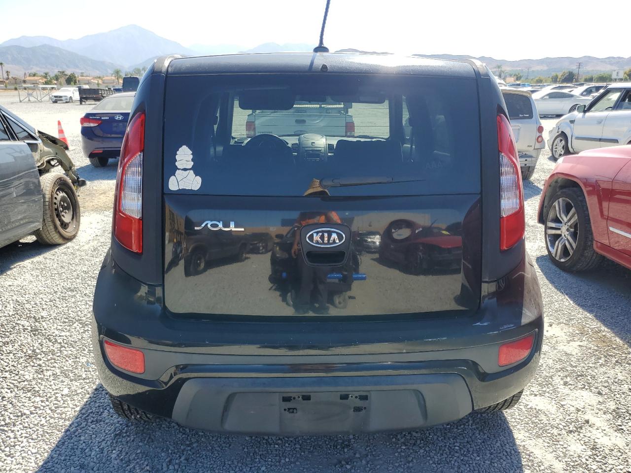 2012 Kia Soul + VIN: KNDJT2A63C7748974 Lot: 67145154