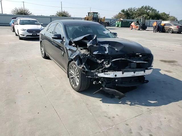 2018 Genesis G80 Base VIN: KMHGN4JE7JU266834 Lot: 68327354