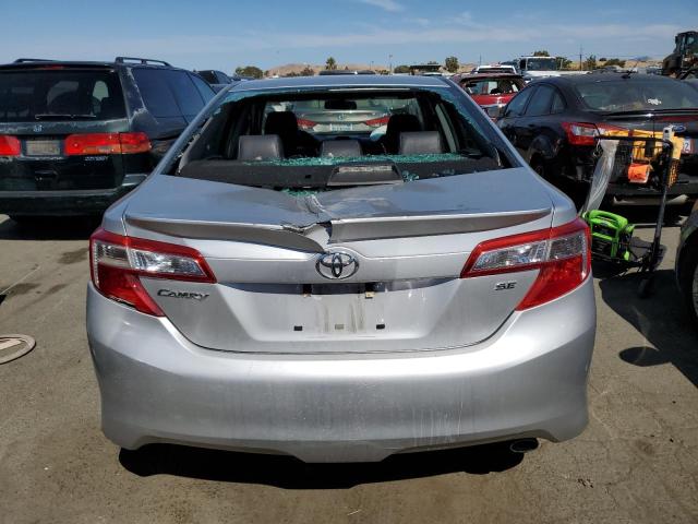  TOYOTA CAMRY 2013 Серебристый