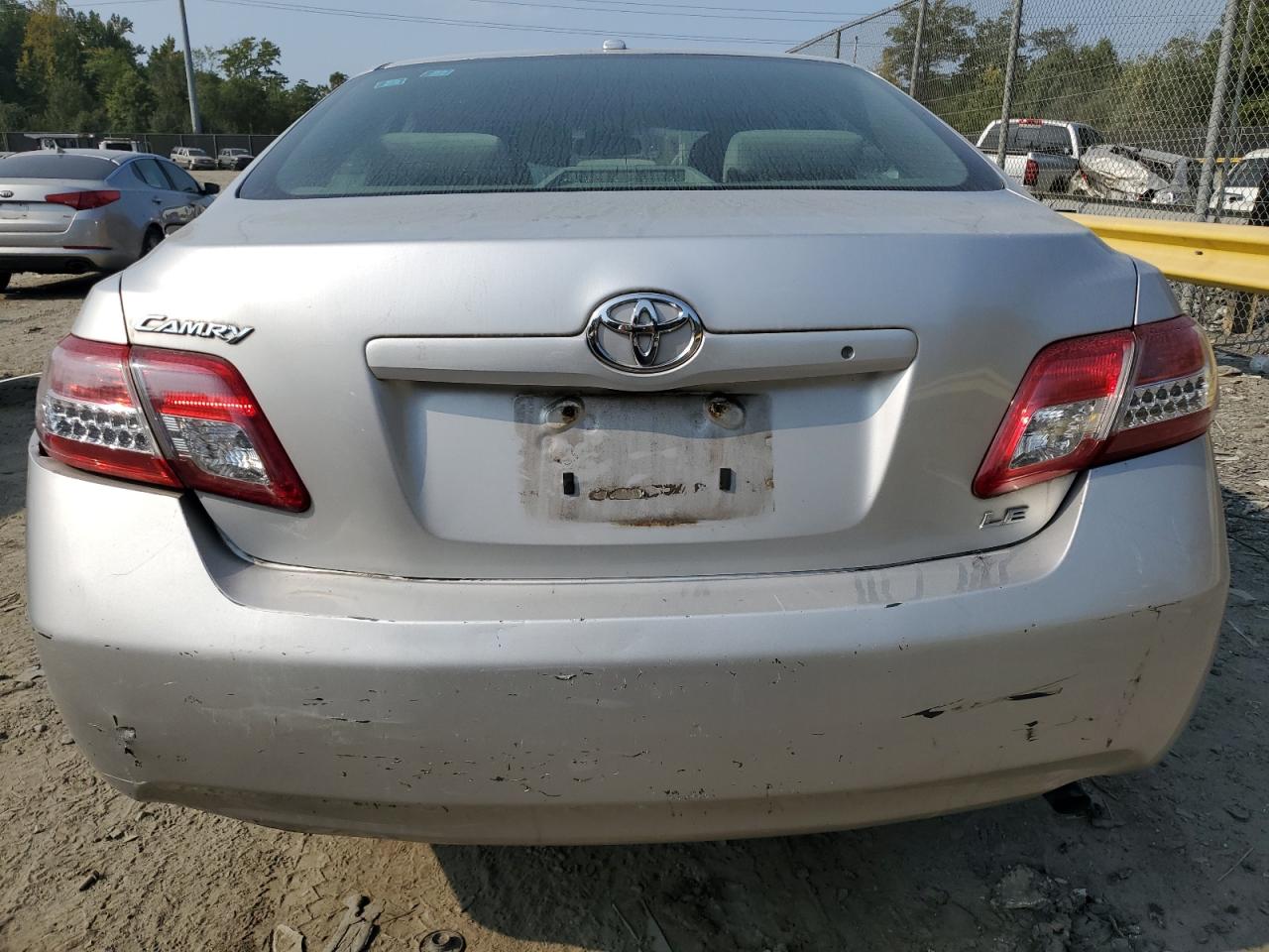 2011 Toyota Camry Base VIN: 4T1BF3EK2BU630760 Lot: 68729204