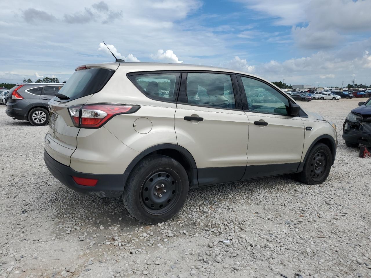 2017 Ford Escape - Image 3