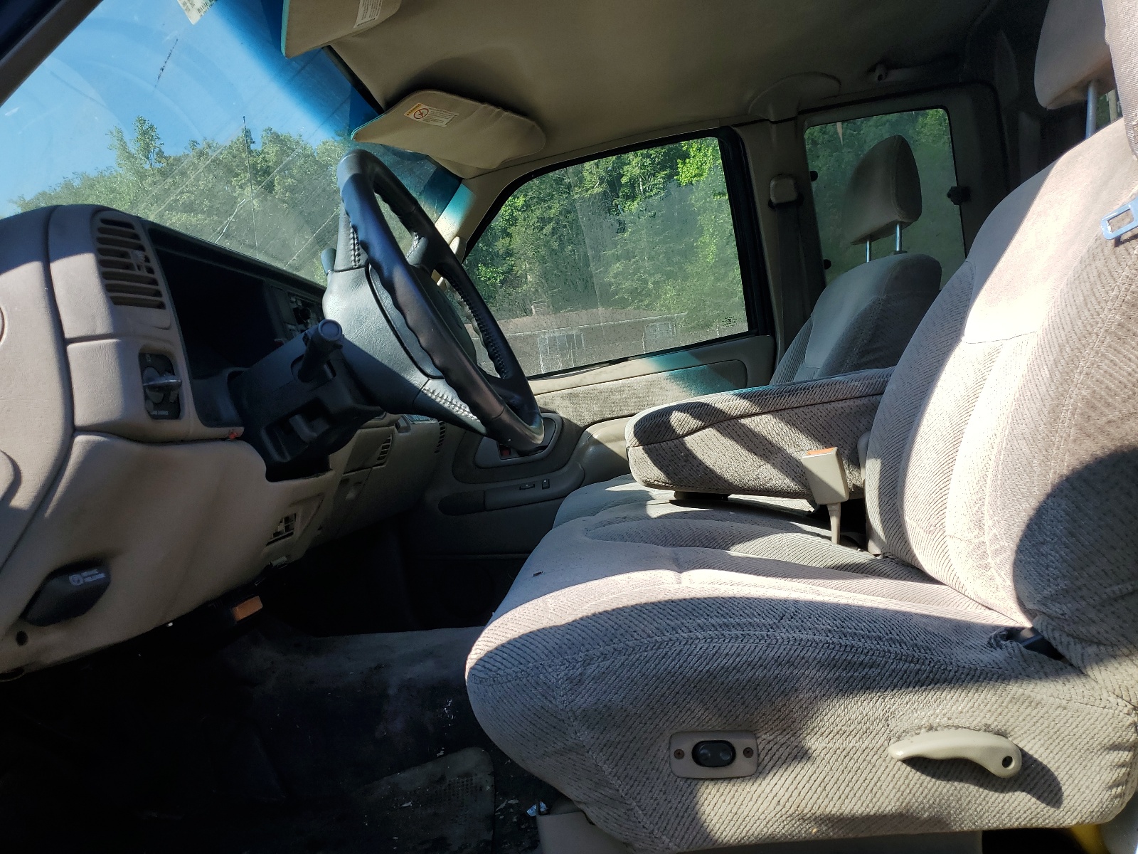 2GCEC19RXW1238648 1998 Chevrolet Gmt-400 C1500