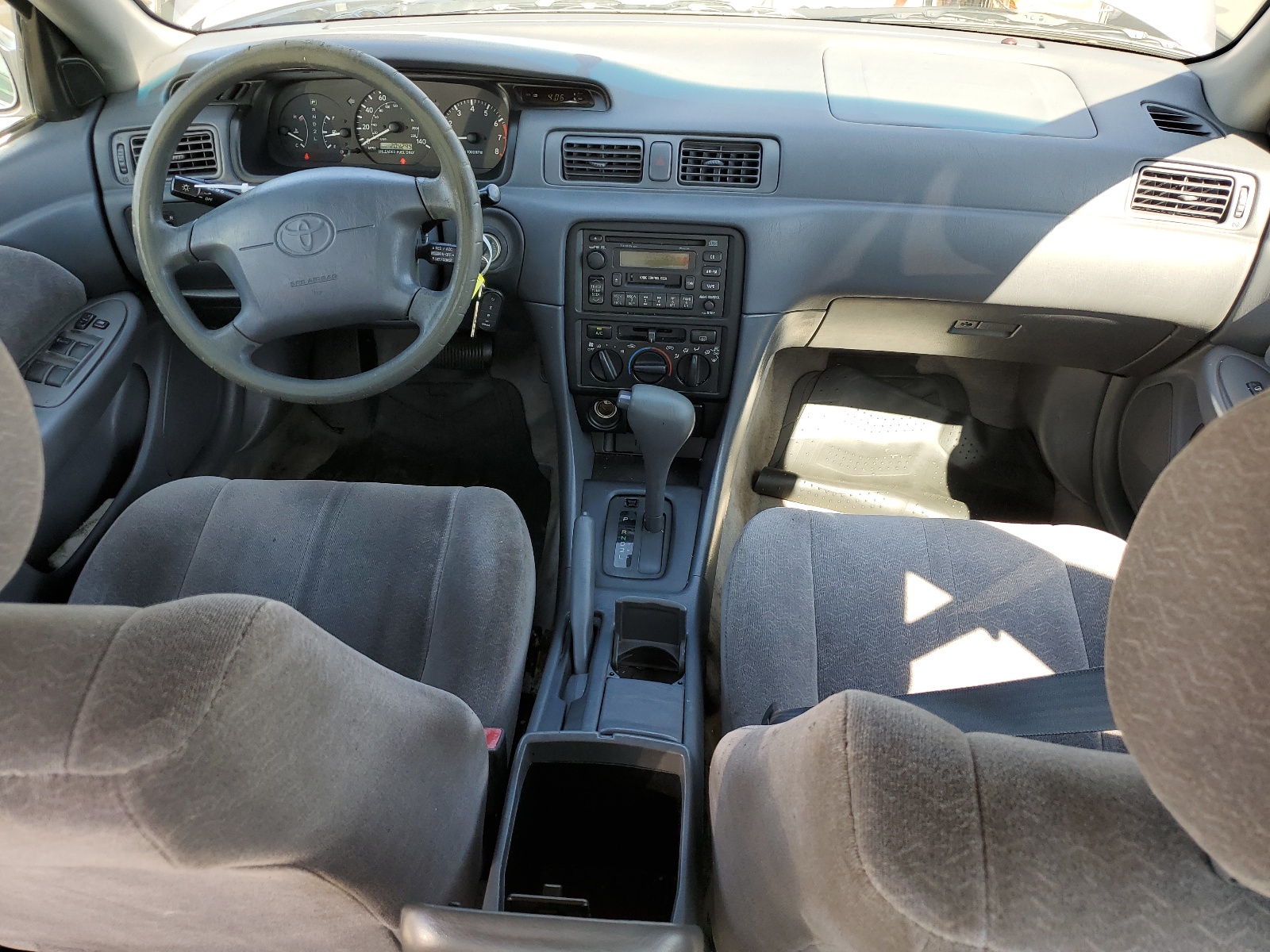 JT2BF28K7X0226239 1999 Toyota Camry Le