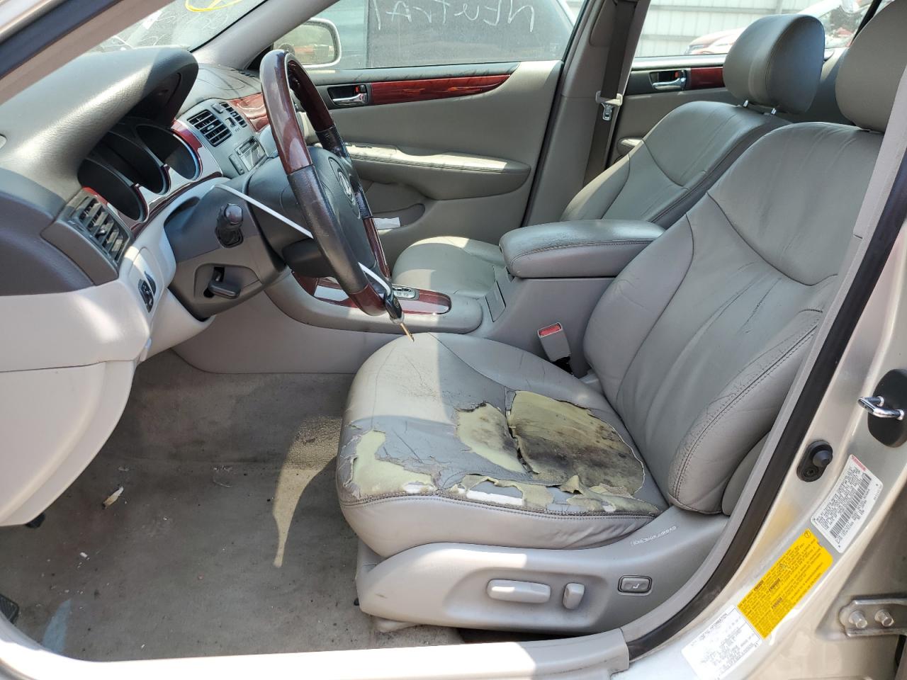 2002 Lexus Es 300 VIN: JTHBF30G820029463 Lot: 63613214