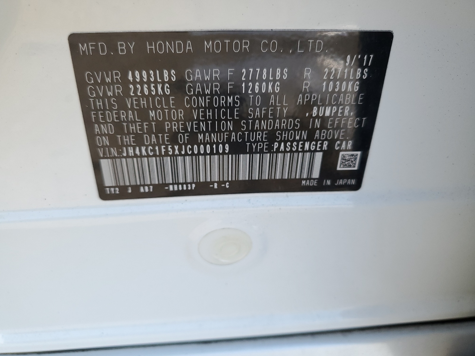 JH4KC1F5XJC000109 2018 Acura Rlx Tech