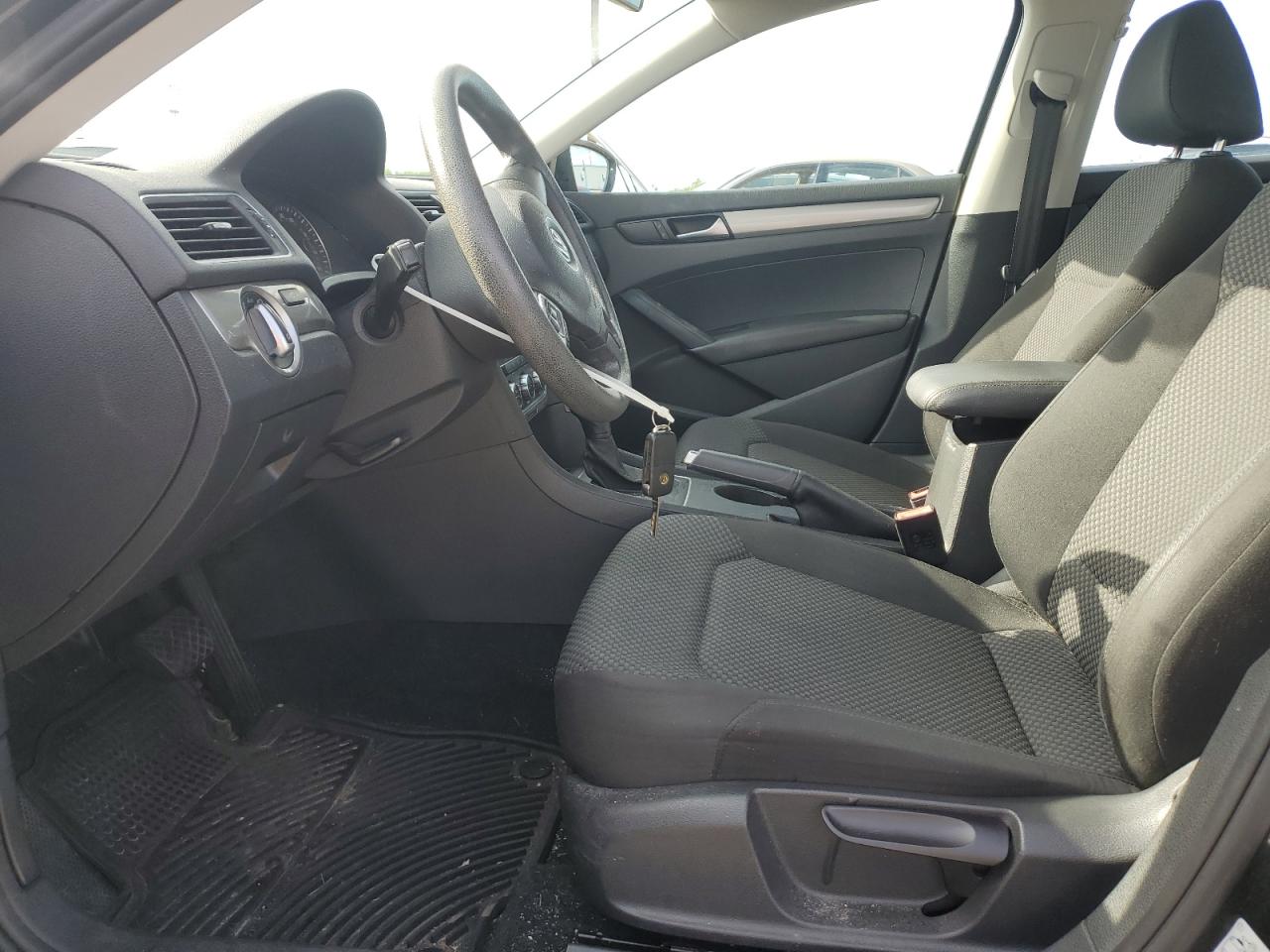 2012 Volkswagen Passat S VIN: 1VWAH7A32CC038201 Lot: 66467594