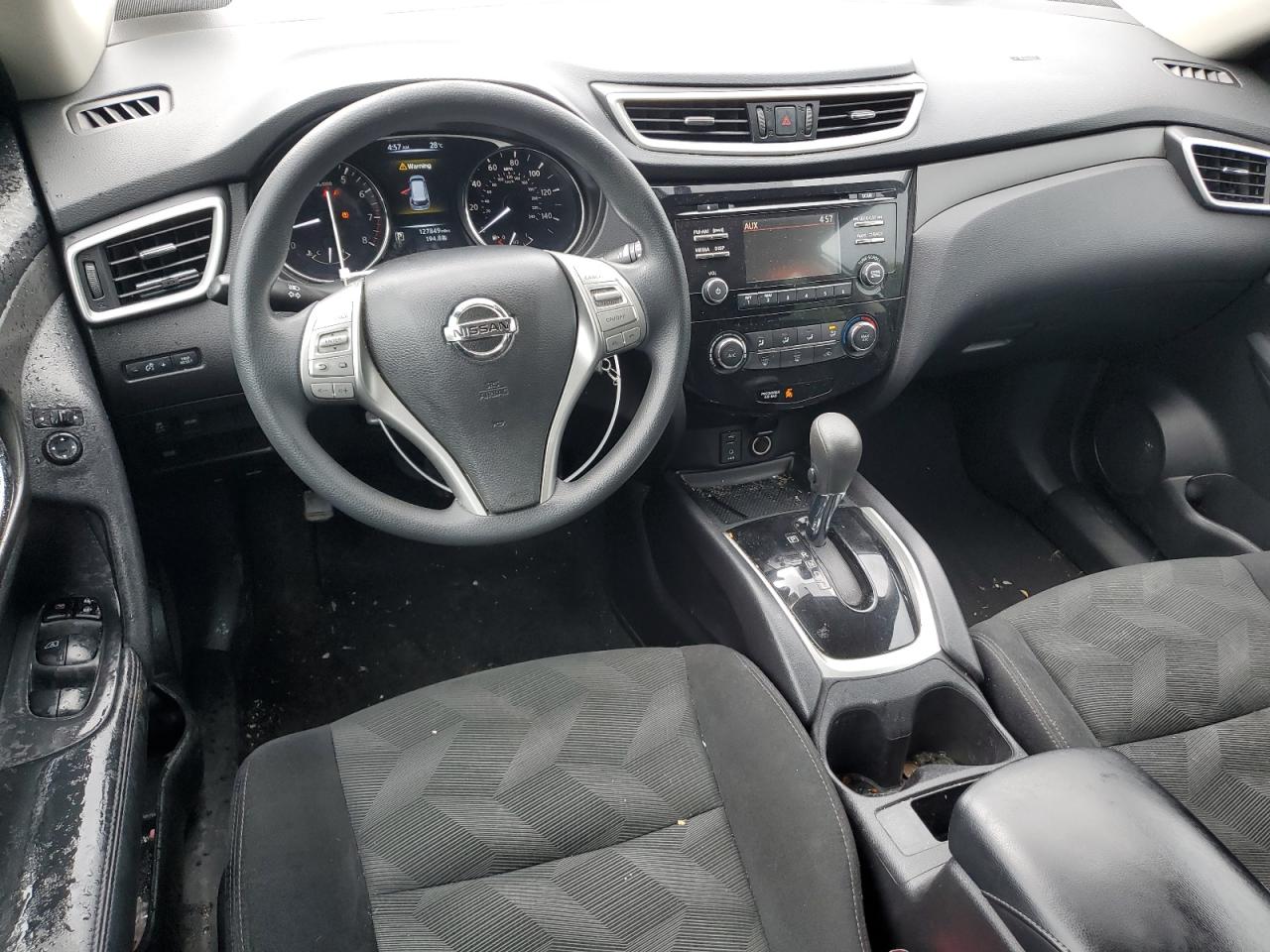 2015 Nissan Rogue - Image 8